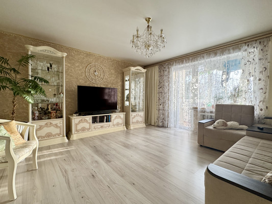 Купить 3-комнатную квартиру