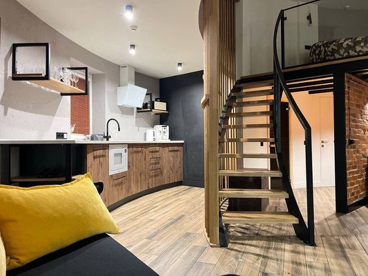 Купить --комнатную квартиру