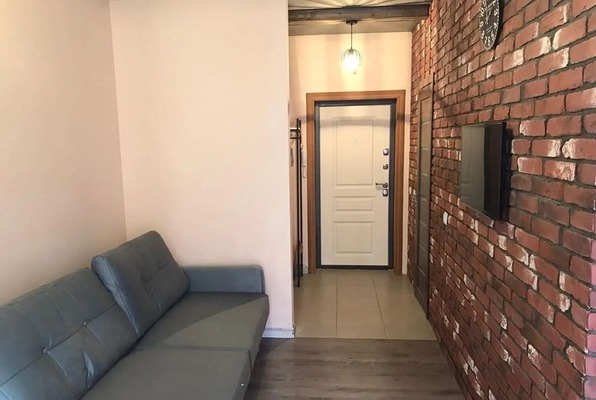 Купить --комнатную квартиру